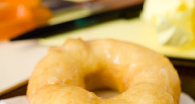 Make Homemade Krispy Kreme’s Doughnuts