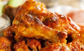 Tender & Spicy Hot Wings! (Great In A Pinch)