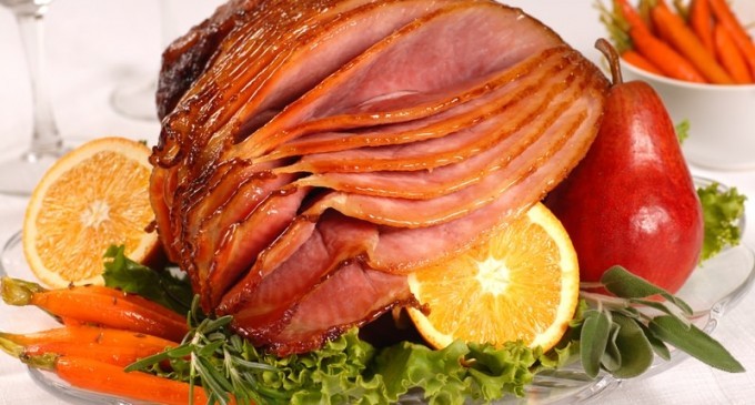 Make An Entire Honey Baked Ham With A Sweet Brown Sugar & Pineapple Glaze In A Crock Pot