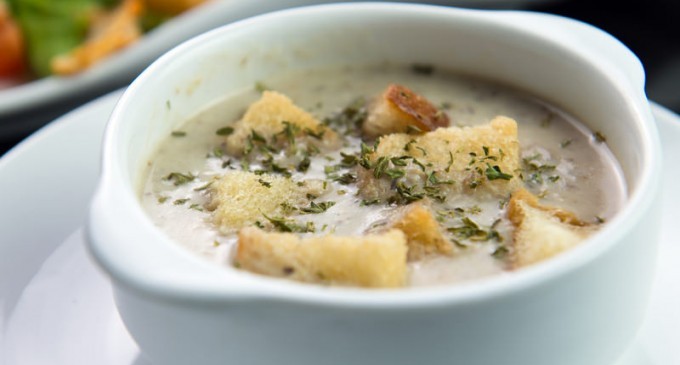 Scrumptious Traditional Irish Chowder