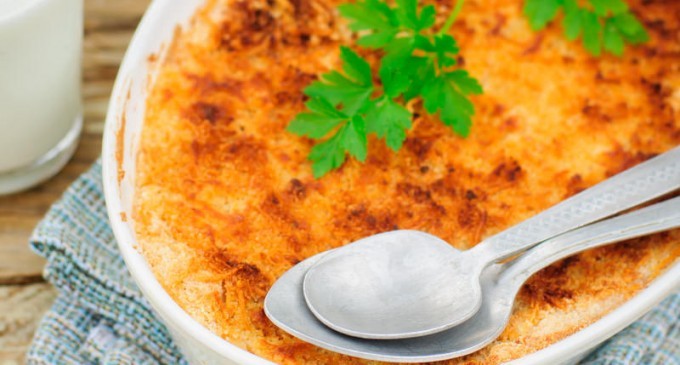 Cheesy Mash Potatoe Casserole!