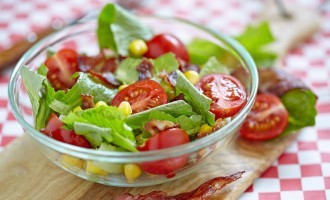The Hypocritical B.L.T Salad