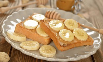 Five Delicious & Simple Breakfast Ideas
