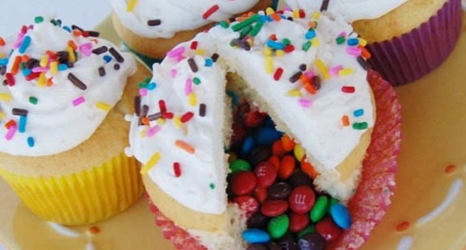 Cinco De Mayo Pinata Cupcakes