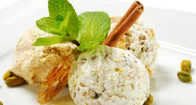 Make Ice Cream Right In Your Freezer… And It’s Delicious Too!