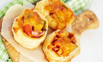 Bite Sized Pizza Rolls