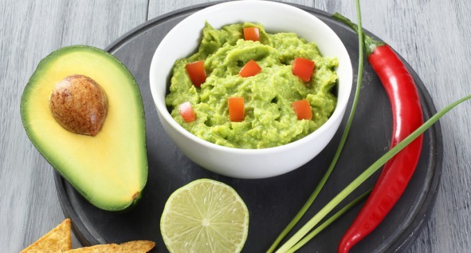 The Secret To Making Chipotle-Style Guacamole