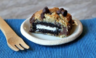 Ever Had An Oreo Stuffed With Chocolate Chips And Drizzled With Caramel Sauce?