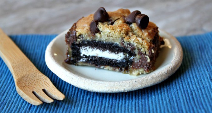 Ever Had An Oreo Stuffed With Chocolate Chips And Drizzled With Caramel Sauce?