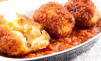 Our New Favorite Comfort Food: Deep Fried Macaroni & Cheese