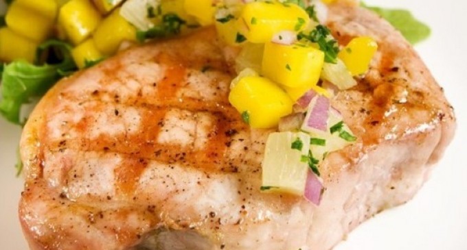 Try These Amazing Chili-Rubbed & Grilled Pineapple Salsa Pork Chops