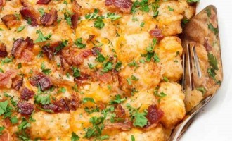 Start Your Mornings Off With Something Hearty & Delicious: Try Out The Cheesy Tater Tot Breakfast Bake