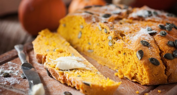 Dive Into The Fall Season With This Delicious Pumpkin Nut Bread Recipe!
