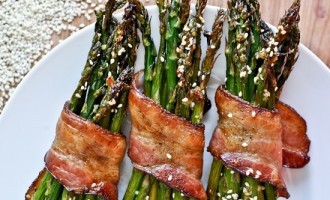 Bacon-Wrapped & Caramelized Sesame Asparagus Skewers