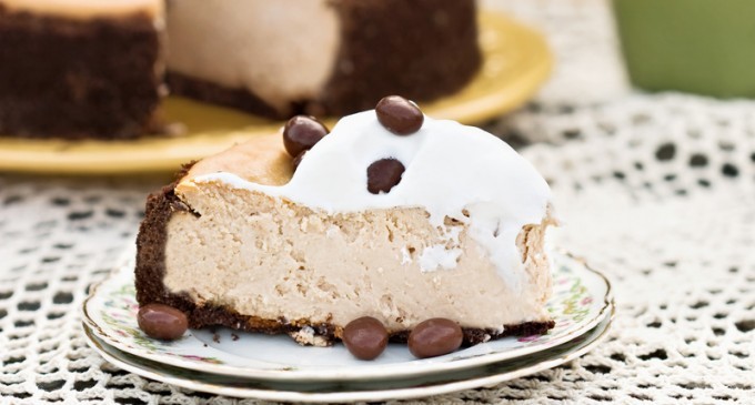 Forget Your Morning Cappuccino – This Cheesecake’s Got You Covered!