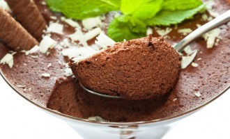 With Just 2 Ingredients, This Chocolate Mousse Will Change Your Life…It’s The Best We’ve Ever Had!!