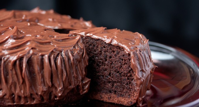 The Best Devil’s Food Chocolate Cake You Will Ever Taste! It Really Is THAT Good!