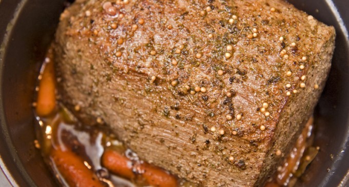 Cooking Dinner For A Crowd? Take The Easy Route & Make This Delicious Pot Roast For Them!