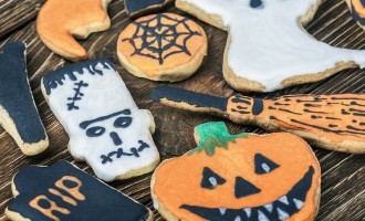 Simple & Sweet: These Shortbread Cookies Hit The Spot Every Time I Make Them!