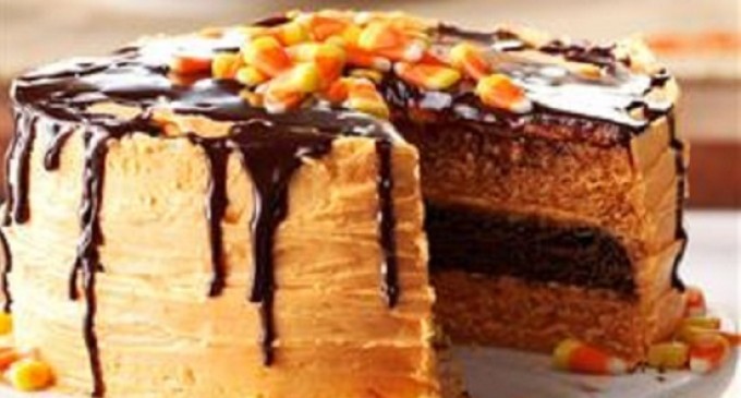 This Halloween-Inspired, Layered Orange & Chocolate Fudge Cake Is So Good It’s Scary!