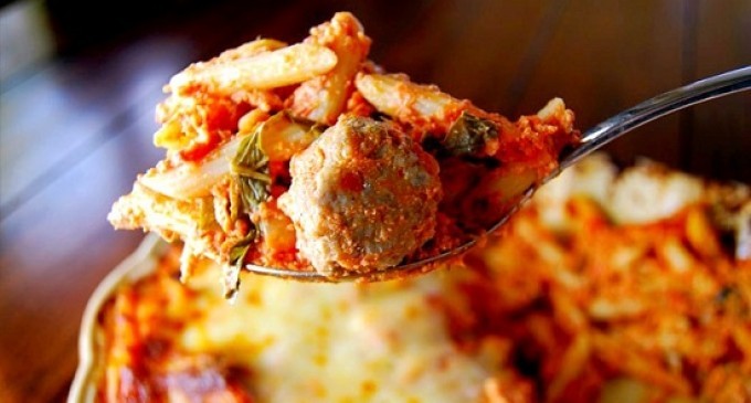 This Is The Best Baked Ziti We’ve Ever Had & It’s Simple To Make!