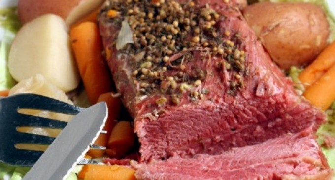 Crockpot Creations: Hearty Corned Beef & Cabbage!