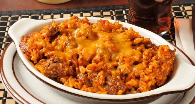 If You Like Cheese Then You’re Gonna Go Bonkers Over This Cheeseburger Casserole