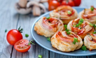 These Cheesy Pizza Rolls Will Have You Feeling Like A Kid Again!