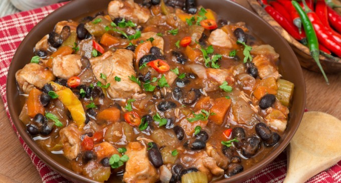 This Slow Cooker Mexican Chicken Is So Easy You’ll Want To Make It Every Night!