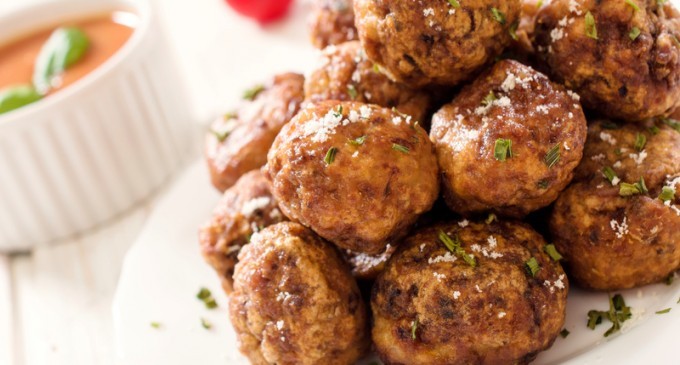 Copycat Recipe: Swedish Meatball Recipe At Home!