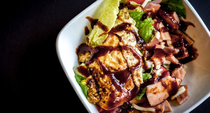 Have You Ever Had A Salad With Slow Cooked Chicken Before? If Not, You’re Missing Out.