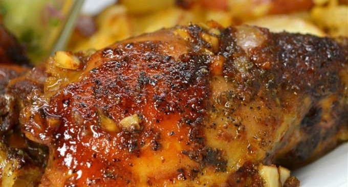 The Only Slow Cooker Recipe You’ll Ever Need: Honey, Garlic Infused Chicken Thighs