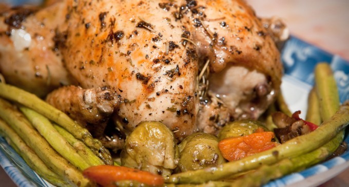 Chicken With Vegetables Used To Be Boring: Until We Came Up With This Clever Idea!