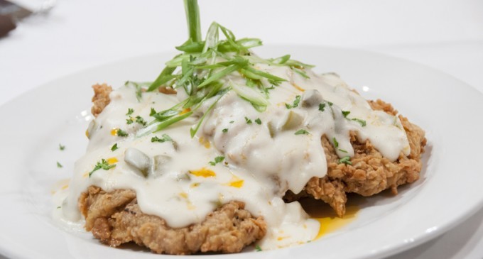 This Dish Never Get’s Old & Is Perfect Anytime Of Day: Chicken Fried Steak