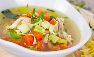 This Chicken Soup Tastes So Damn Delicious That You’ll Want To Eat It Even If Its Hot Outside