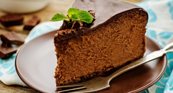 Popular Dessert Recipe For The Month: HERSHEY’S Chocolate Cheesecake