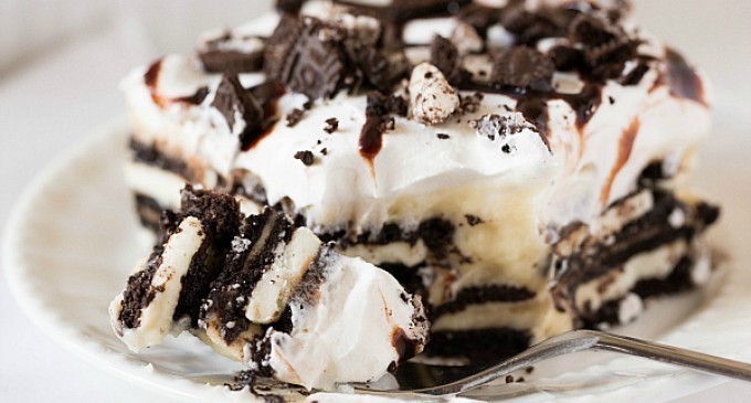 From The Oreo Cookie Crust To The Creamy, Chocolaty  Filling, This Cheesecake Is Absolute Perfection In A Pan