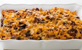 Move Over Hamburger Helper…This Beefy Noodle Casserole Is To Die For!