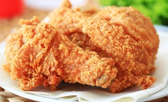 Stop Burning Fried Chicken: We Have The Special Batter & Method That Makes It Come Out Perfect!