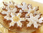You Be Thanking Us After You Learn How To Make Gold Frosting. This Stuff Is Super Difficult To Make!