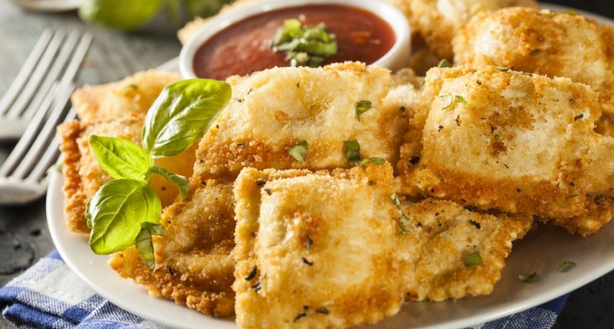 I Took One Bite Of These Fried Ravioli’s & My Taste Buds Were Never The Same