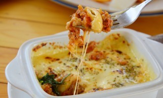 Forget The Red Sauce- This Spicy Chicken Lasagna Is The Best Recipe We’ve Come Across In A Long Time!
