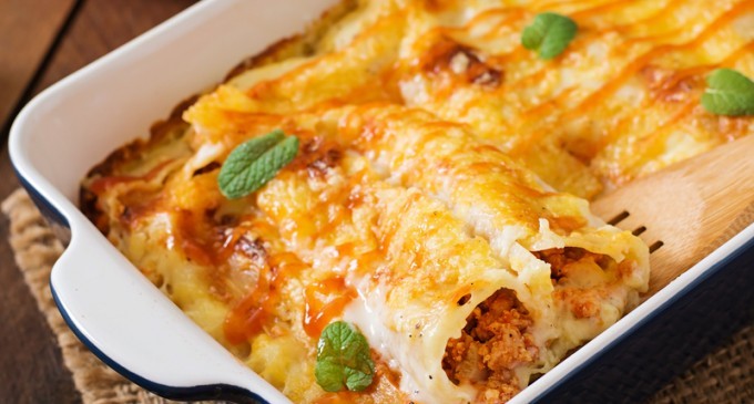 Make Every Dinner Into A Fiesta With These Rich, Creamy Enchiladas!