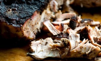 This Slow Cooker Pulled Pork Recipe Never Fails Me! The BBQ Sauce Is The Best Part