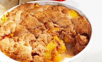 Sweet, Old Fashioned, Classic & Easy To Bake: This Peach Cobbler Is Our All-Time Favorite!
