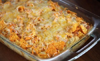This Easy & Quick Chicken Doritos Casserole Is A Lifesaver For Those Times Where You’re Too Busy To Cook!