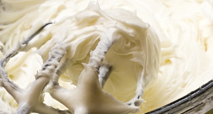 Here’s That Perfect Vanilla Butter Cream Frosting Recipe You’ve Always Been Looking For