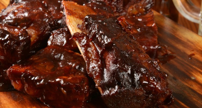These Tender Juicy, Fall Off The Bone Spare Ribs Can Be Made Inside Your Crock Pot!