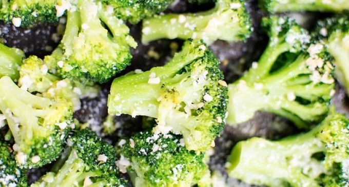 Baked Garlic Parmesan Broccoli