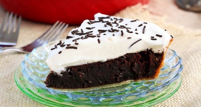Save Room For Dessert Because This Mississippi Mud Pie Is The Best Damn Thing You’ve Ever Had
